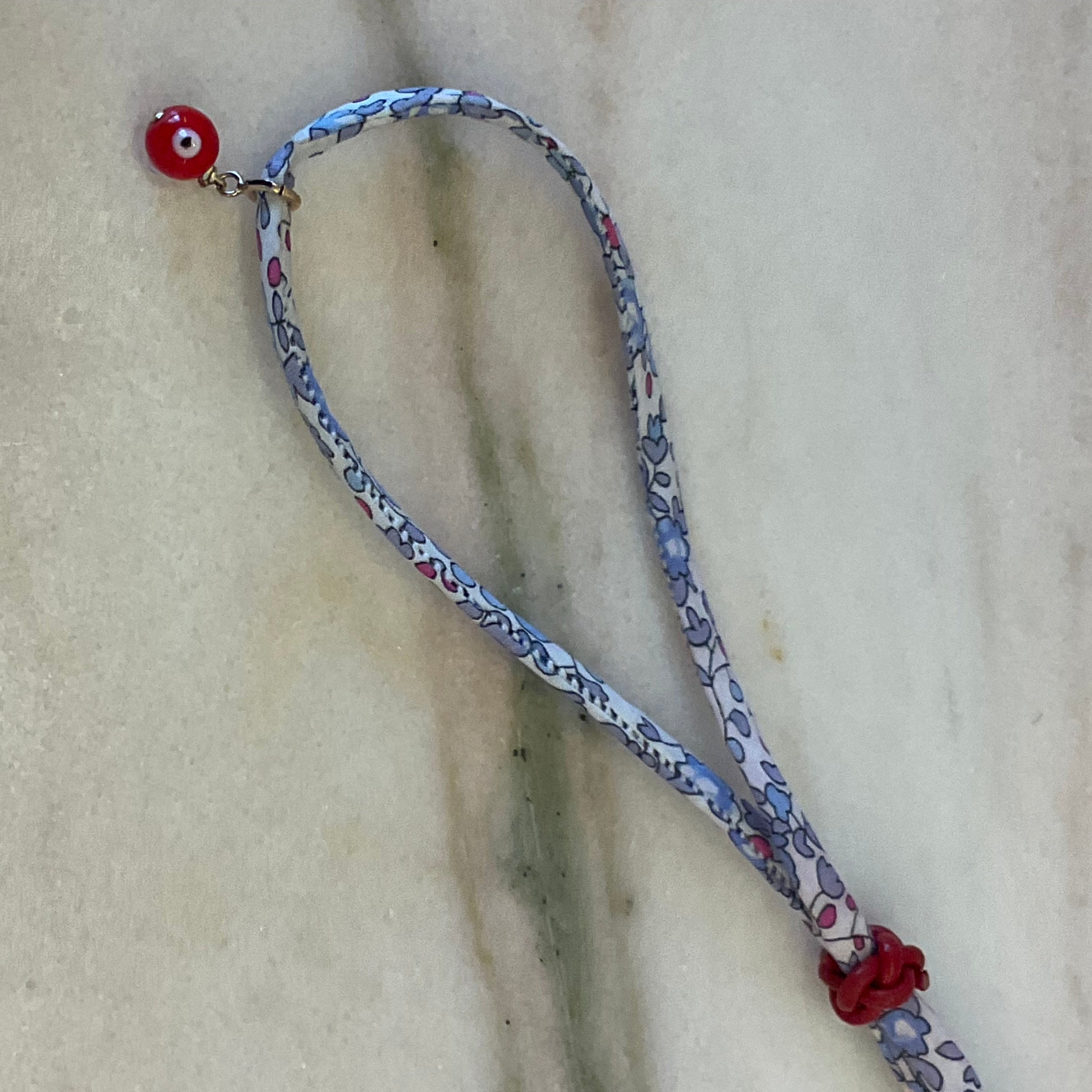Red Eye flower adjustable bracelet 